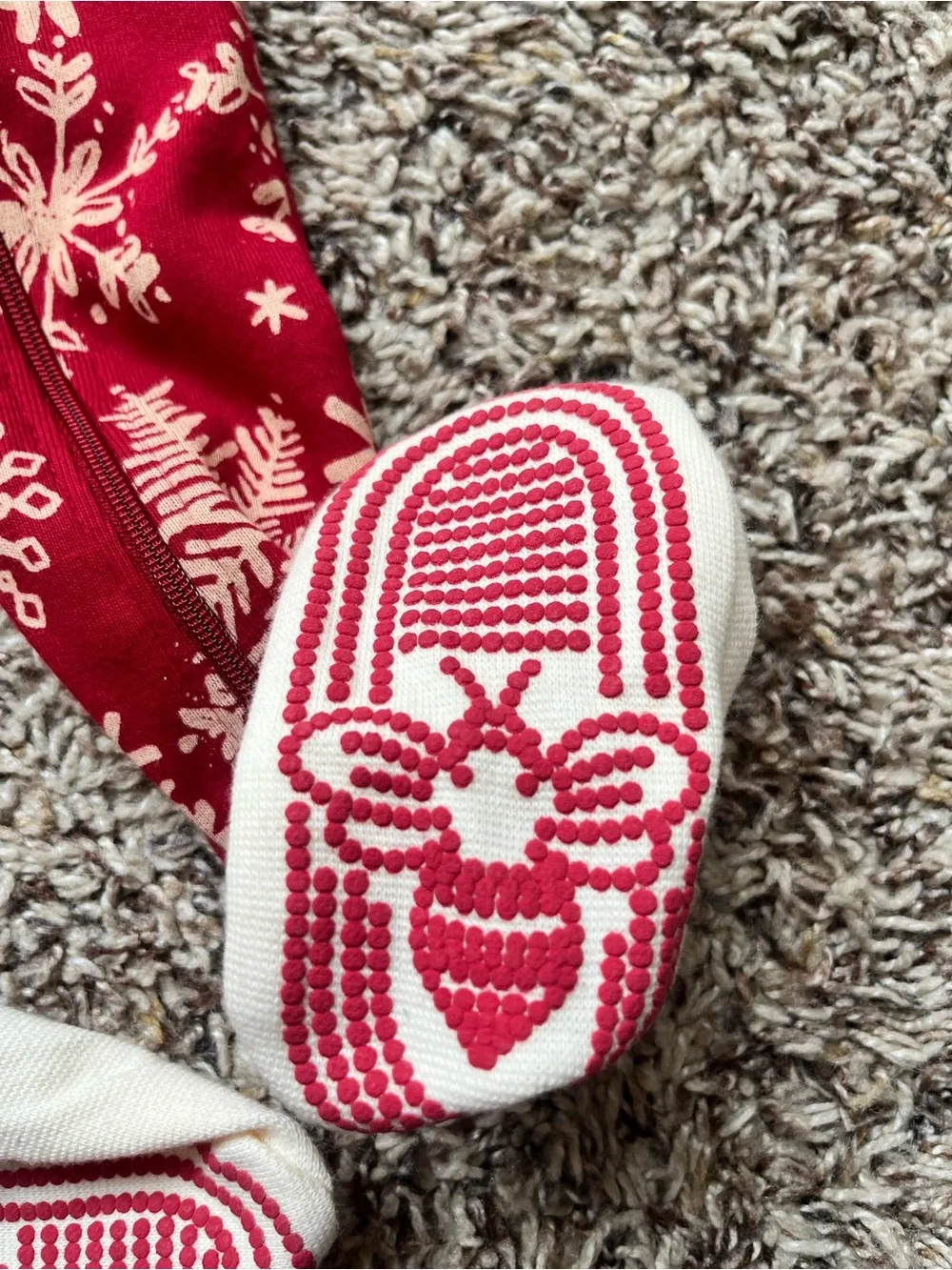 Burt’s Bees Baby NWT Snowflake Footie Pajamas - Holiday, Christmas, Winter